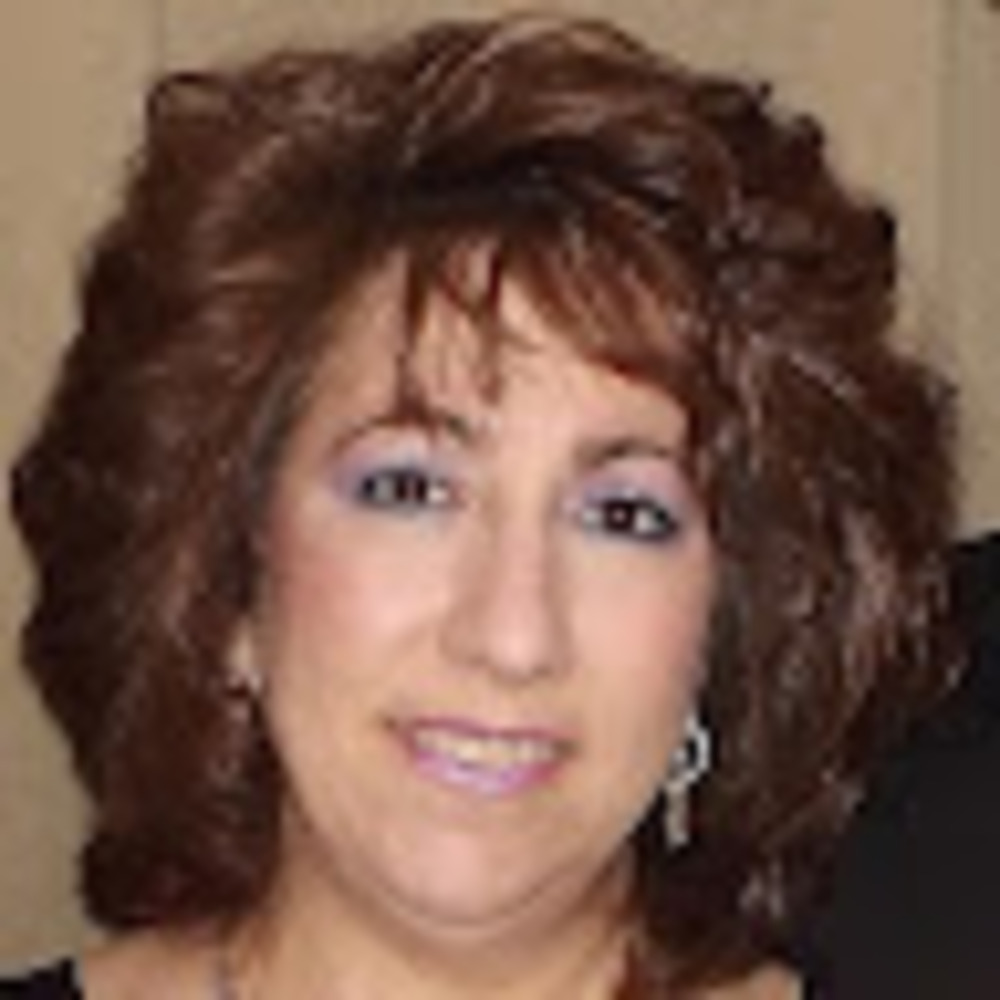 Meet your Posher, Lorraine